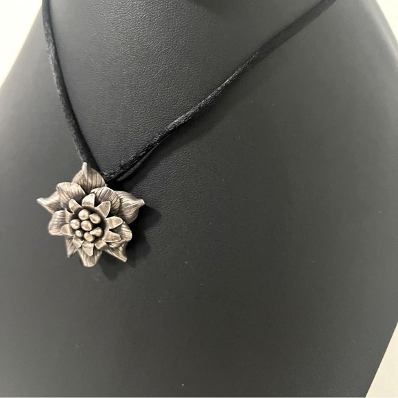 Lotus Flower Oxidized Pendant Choker Necklace Black Cord Bohemian Casual Art - Picture 4 of 7